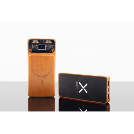 tech-magnetic powerbank FSC 100% bamboo 10000